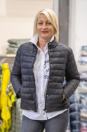 étymologie női dzseki rövid,fodros