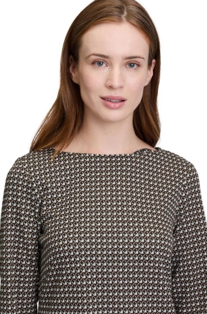 Betty Barclay női ruha, kereknyakú, egyenes, ujján gombos