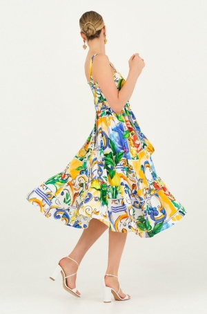 Dolcezza női ruha, vállpántos, hosszú, derékban szabott, megkötős, alján fodros, hátán gumis