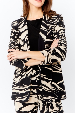 Frank Lyman női kabátka, 3/4-es-húzott ujjú, lebegő elejű