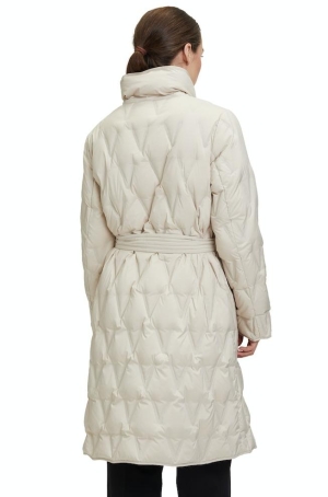 Betty Barclay női kabát, toll, káró-steppelt, állógalléros, megkötős