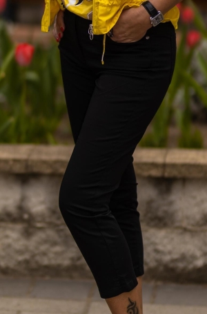 Betty Barclay női nadrág vászon öves