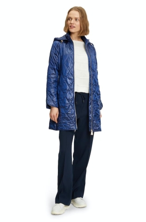 Betty Barclay női kabát, steppelt, kapucnis, oldalt patentos