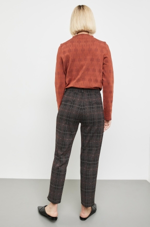 Gerry Weber női nadrág, svédzsebes, élvasalt, szárán hasított